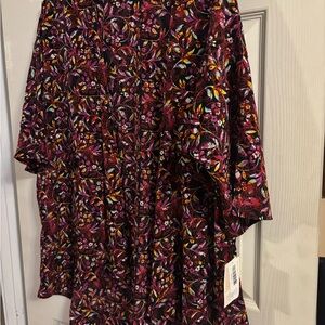 Nwt LuLaRoe Vibrant Red and Yellow Floral Pattern cover up Shirley size large